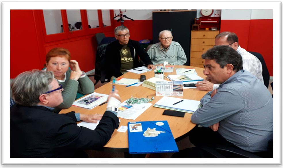 Reunió AA.VV Collblanc La Torrassa i els Cossos de Seguretat Reunió AA.VV Collblanc La Torrassa i els Cossos de Seguretat